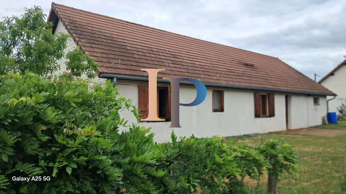Maison plain pied  98 m2 5min paray le monial/10 min digoin - photo 4
