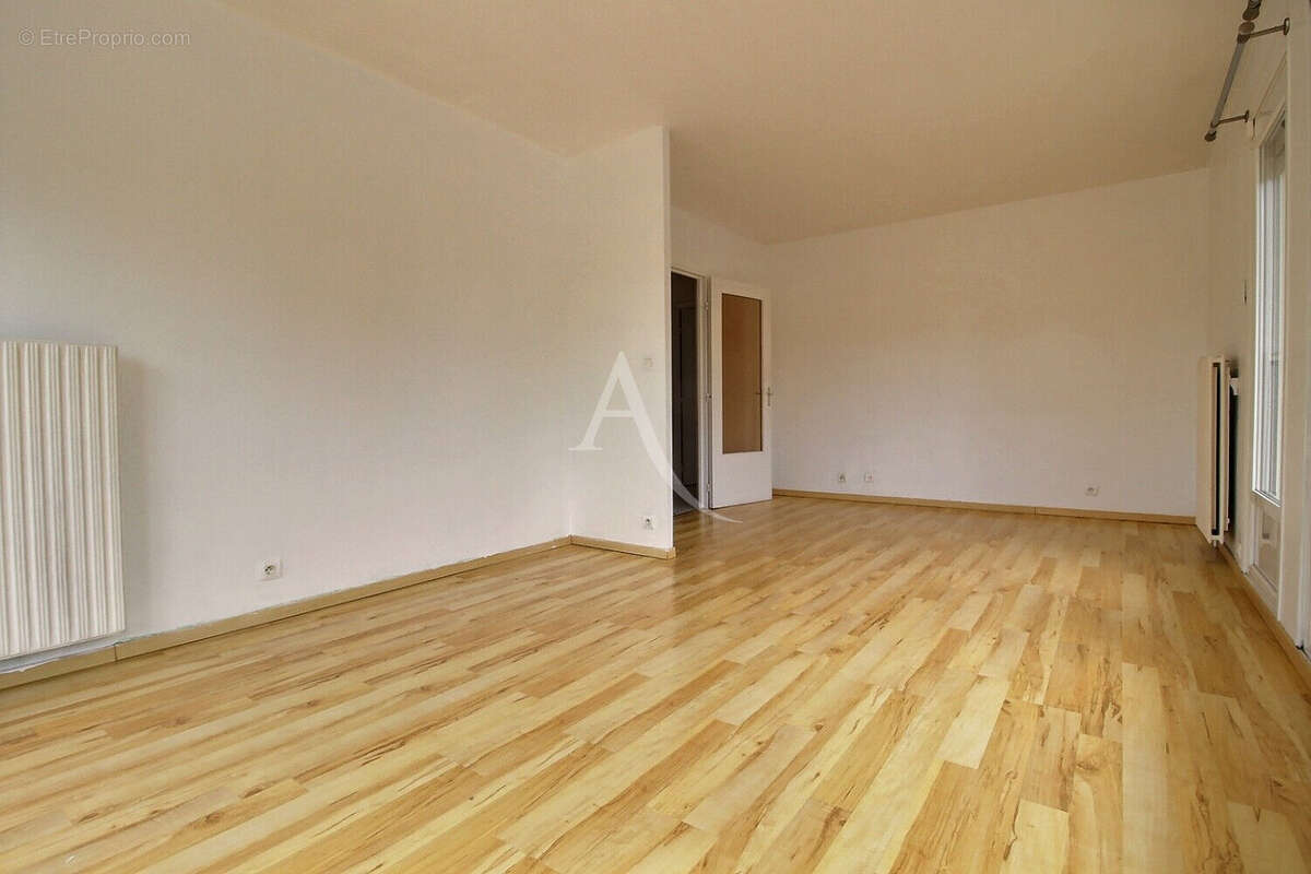 Appartement à MAUREPAS