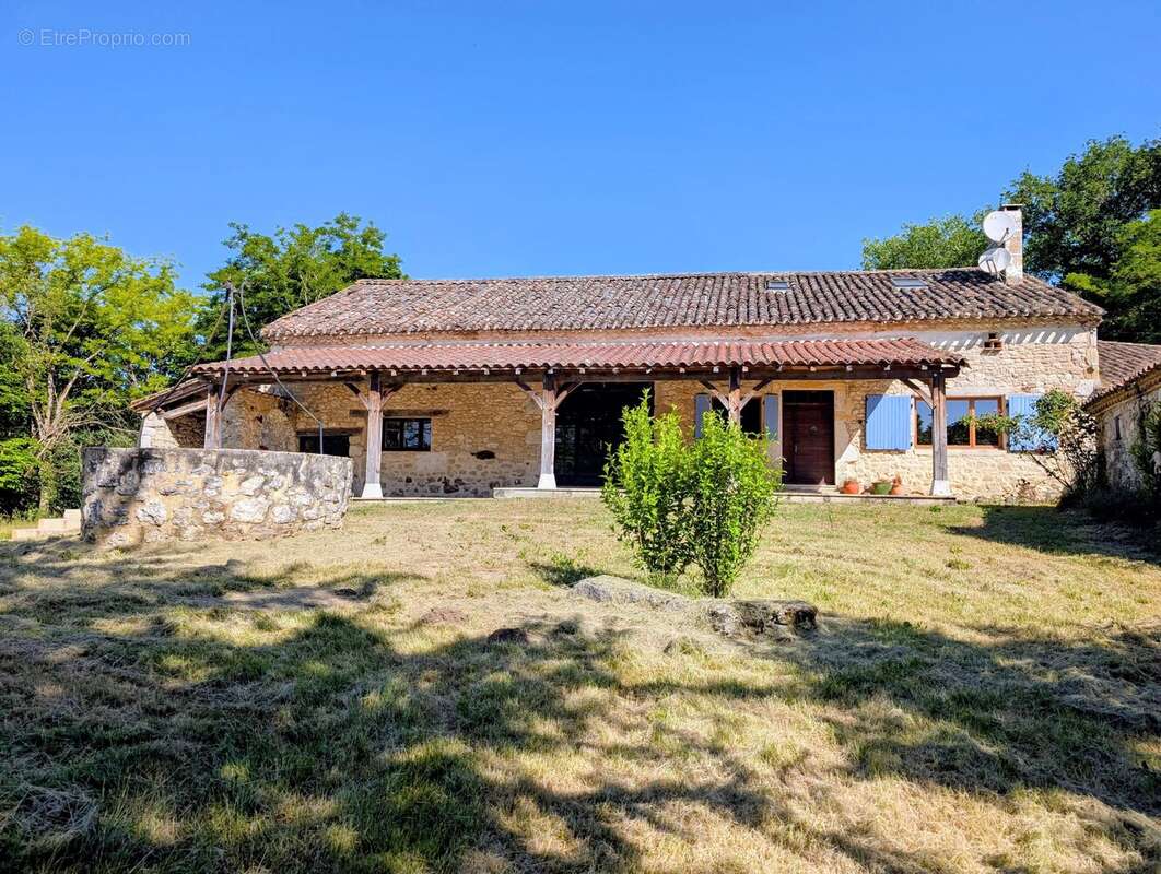 Maison à DEVILLAC