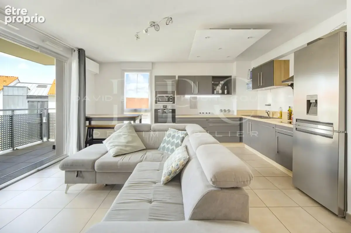 Lalande- appartement t3- dernier etage- parking sous sol - photo 2
