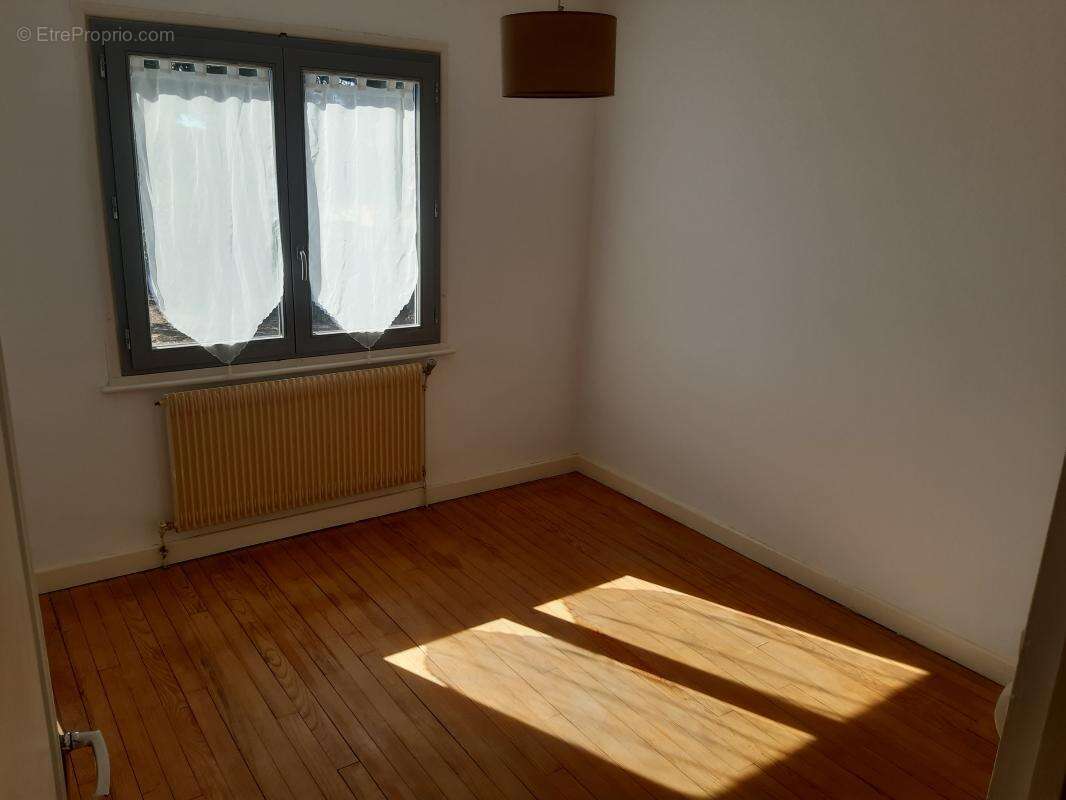 Maison 110 m² à Lezoux  - photo 11