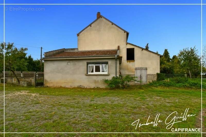 Maison à SAINT-SATURNIN