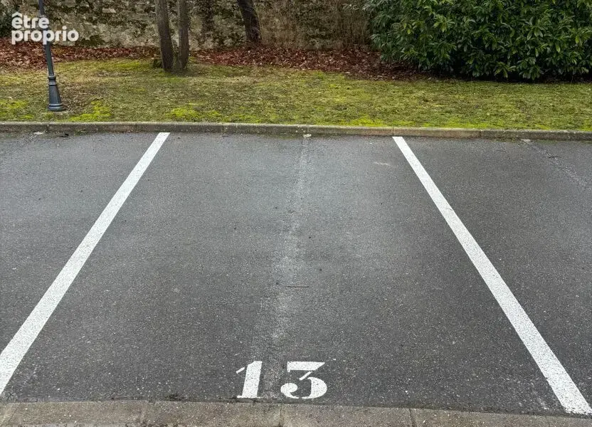 Parking à CLERMONT-FERRAND