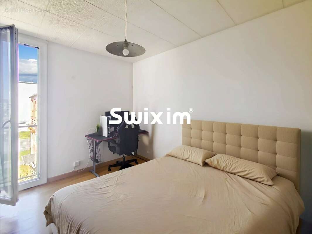 Appartement à PIERRELATTE