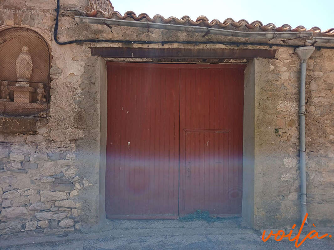 Ref : Pourpre  - Batisse à restaurer de + 135m2 - Poss. d'acquérir une maison attenant pour agrandir la surface - photo 13