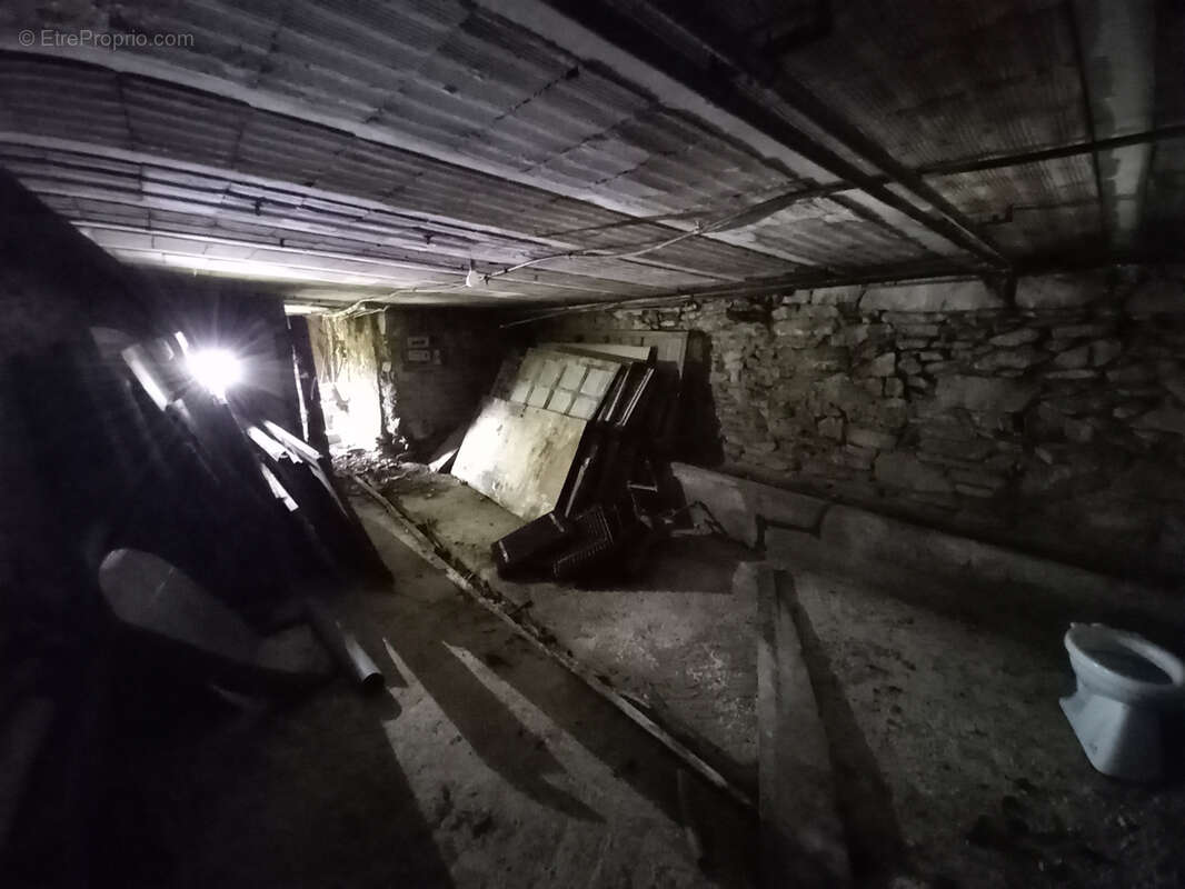 Unique ! ancienne Ferme à rénover sur 15Ha de patures et bois . - photo 39