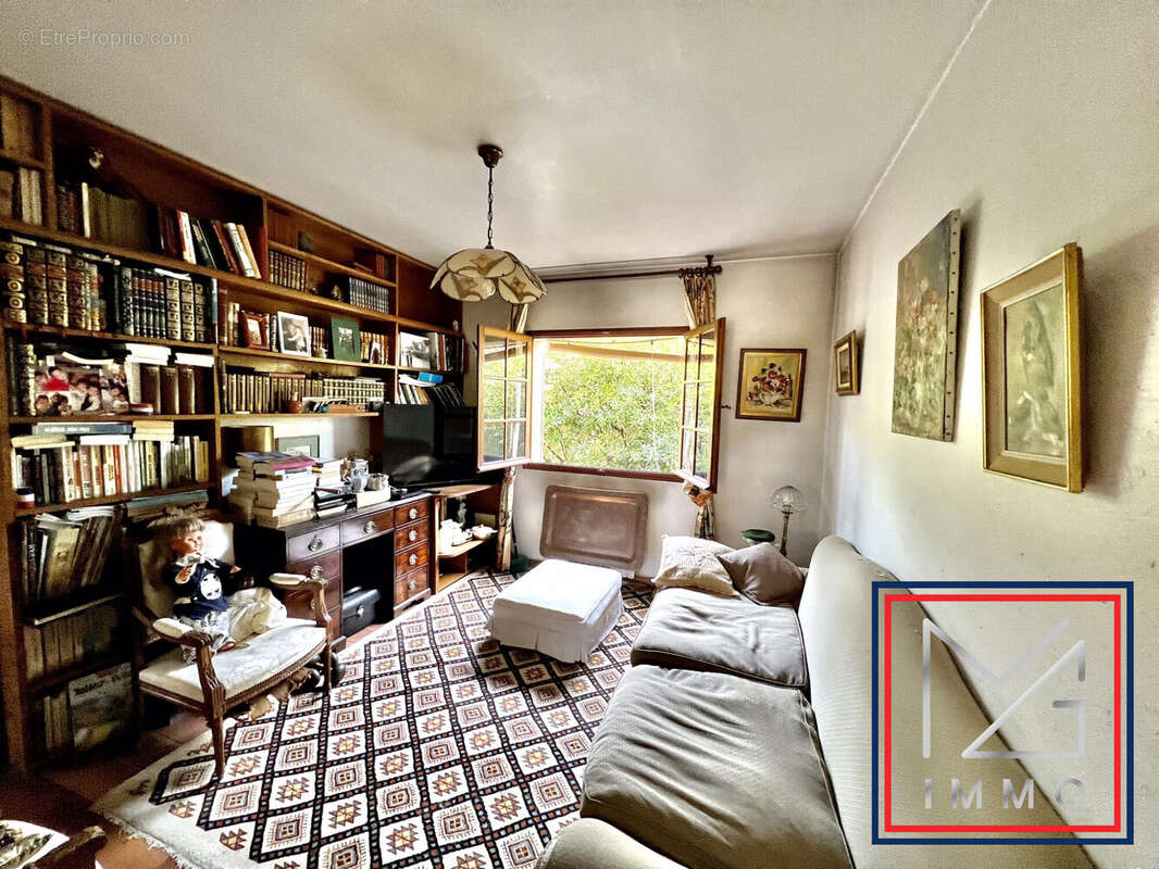 Maison à SIX-FOURS-LES-PLAGES