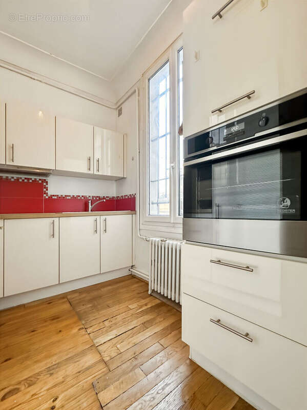 Appartement à PARIS-18E