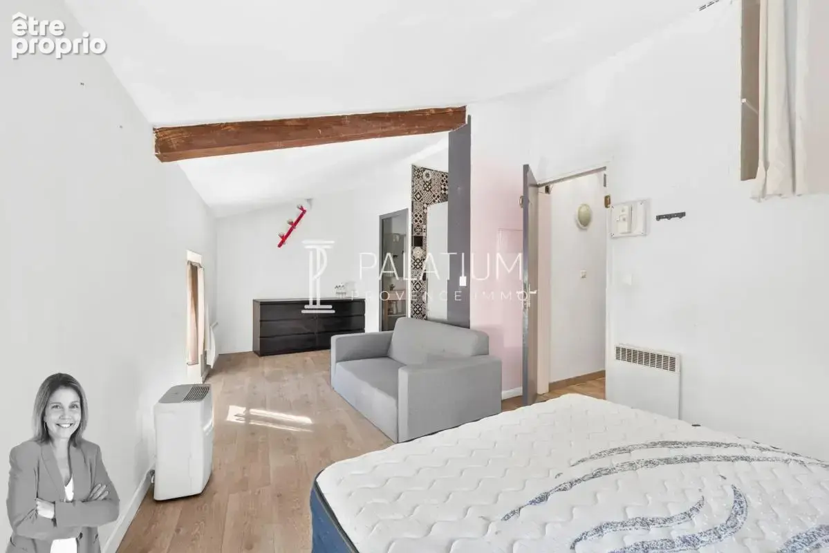 Sorgues- Grande maison de ville avec 3 studios indépendants et vue sur parc; - photo 15