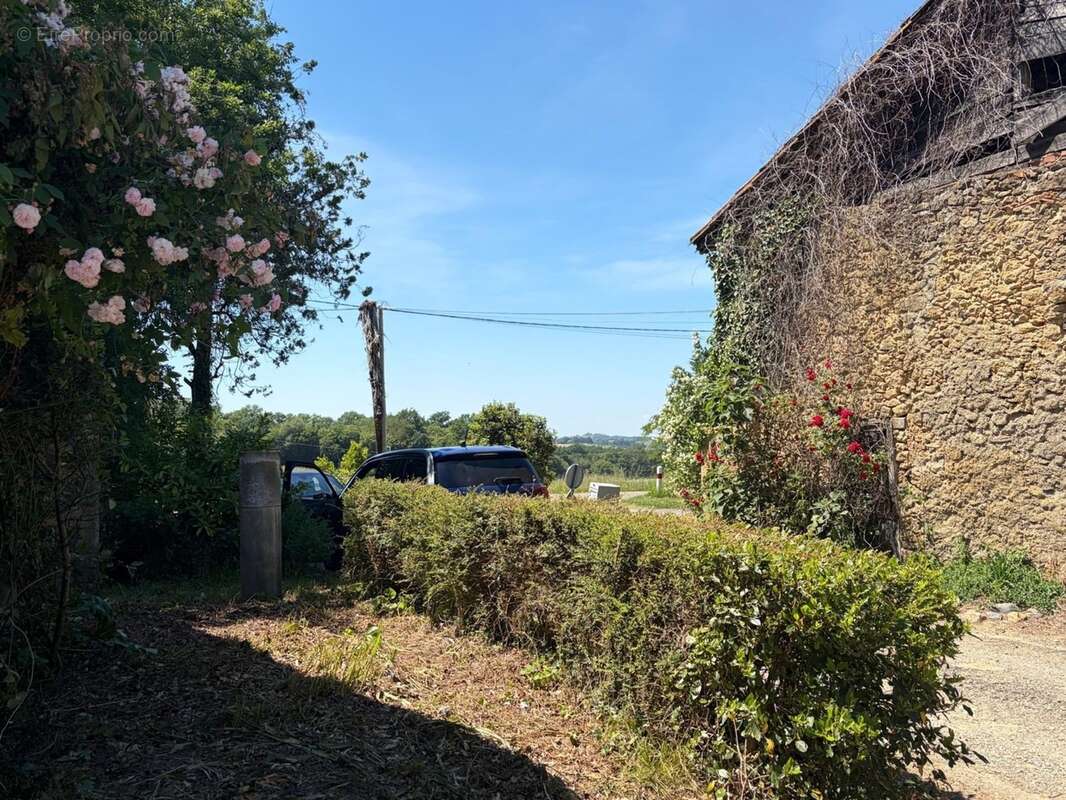 PLAISANCE (32); AUTHENTIQUE MAISON GASCONNE 300M2 dans son jus, un peu cachée, 1HA grandes dependances - photo 9