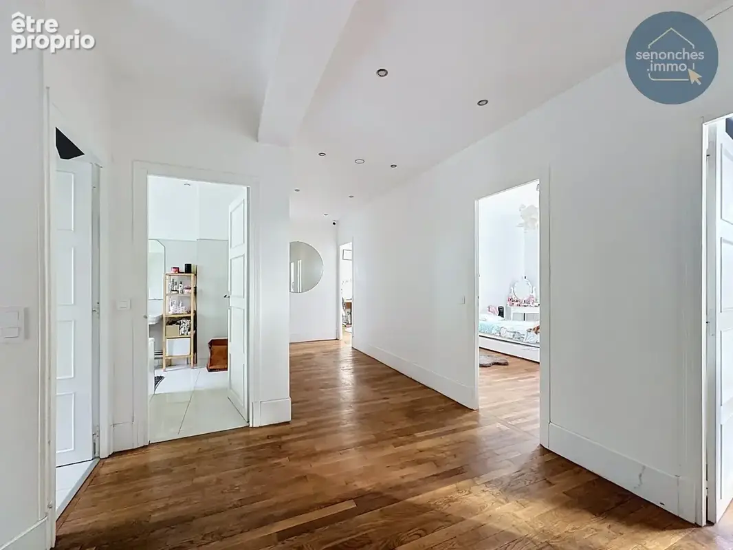Maison Bourgeoise de 295 m² et 954 m² de terrain entièrement rénovée à La Loupe - photo 16