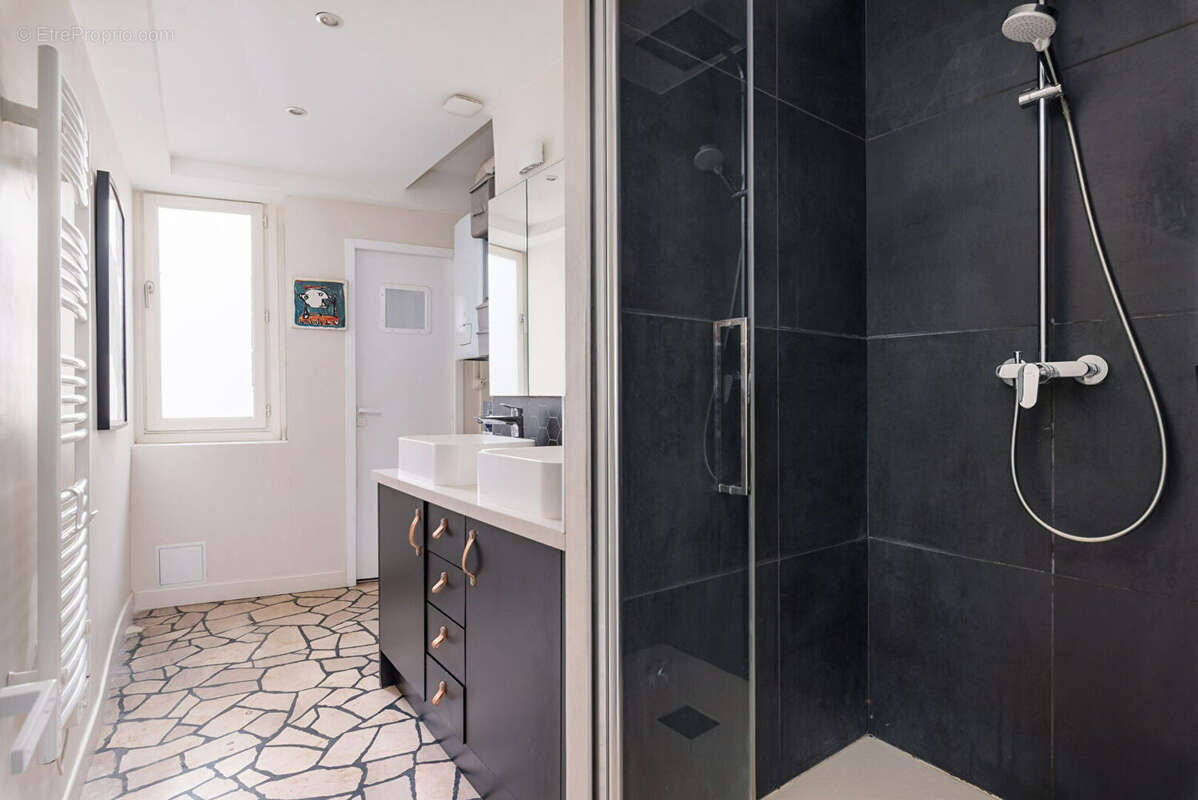 Appartement à LYON-1E