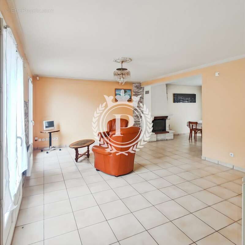 Maison à CLICHY-SOUS-BOIS