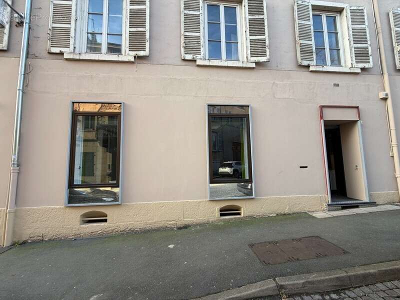 Commerce à MACON