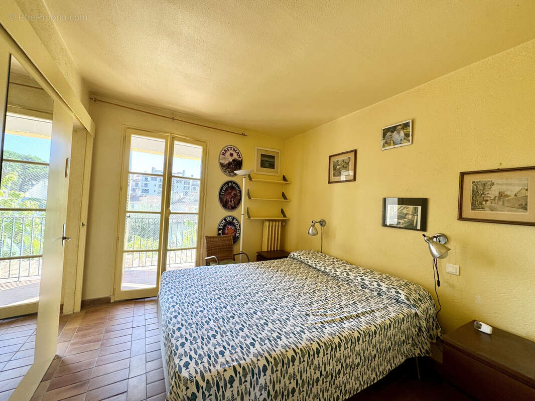 Appartement à GRIMAUD