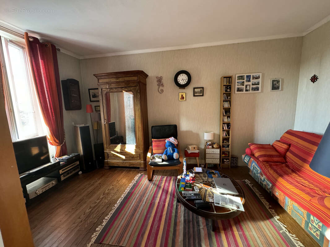 Maison à CERONS