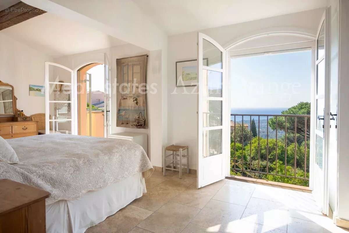 Maison à LA CROIX-VALMER