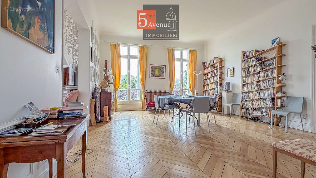 Appartement de caractère de 130m2. Centre de Senlis à pied - photo 3