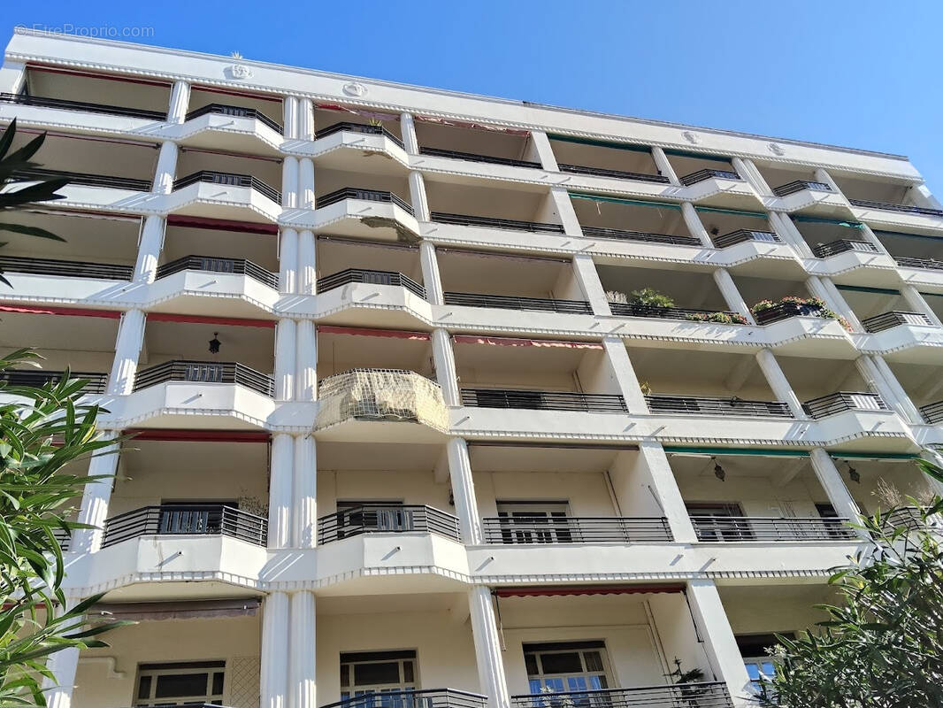 Appartement à MARSEILLE-8E