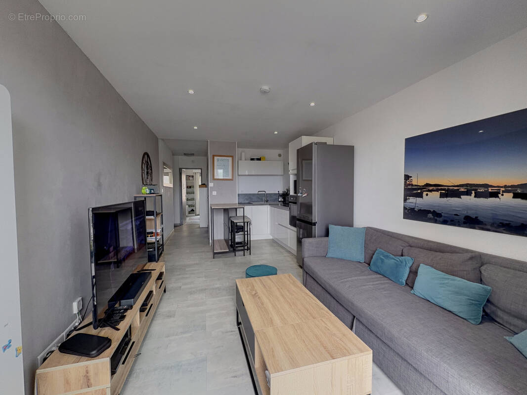 Appartement à SIX-FOURS-LES-PLAGES