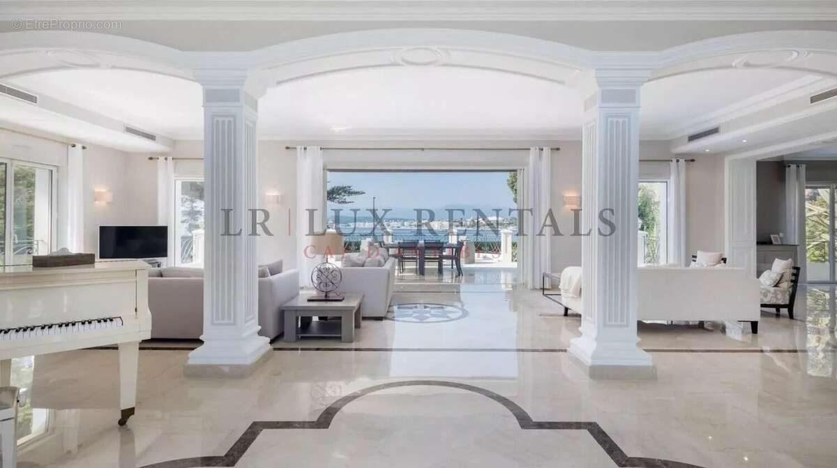 Maison à ANTIBES