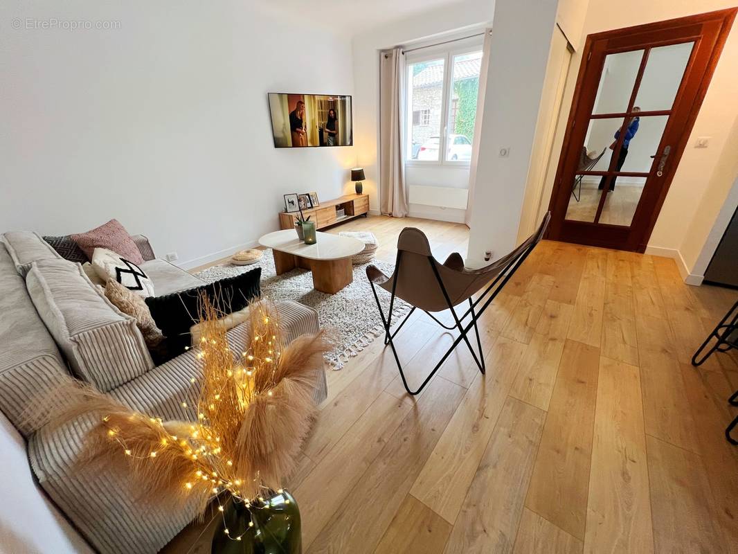 Appartement à LA TURBIE