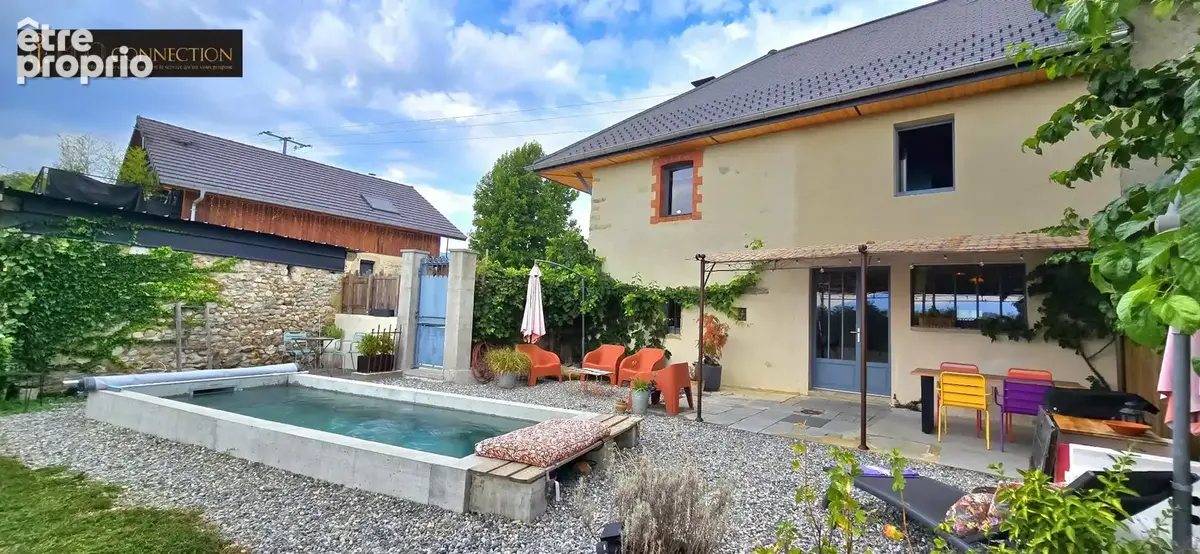 Maison à VERSONNEX