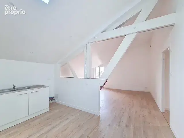Luçon hyper-centre   immeuble de rapport   3 appartements loués   23 400 € de revenus annuels   rentabilité +8 - photo 30