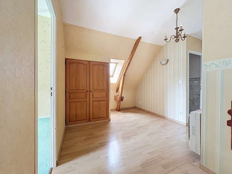 Maison à CERELLES