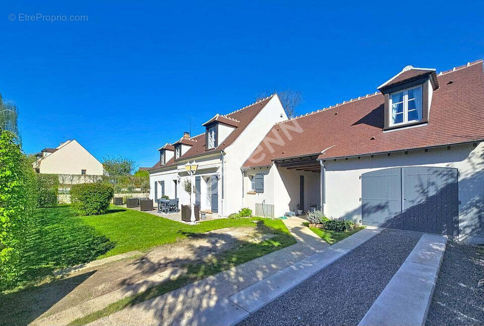 Maison à ORRY-LA-VILLE