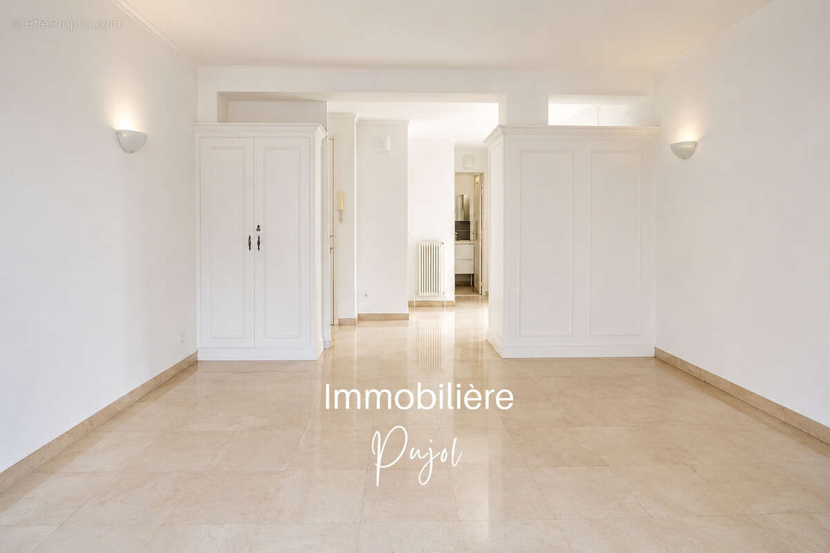 Appartement à MARSEILLE-5E
