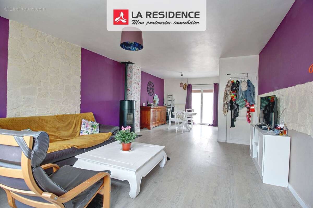 Maison à SAINT-ETIENNE-DU-ROUVRAY