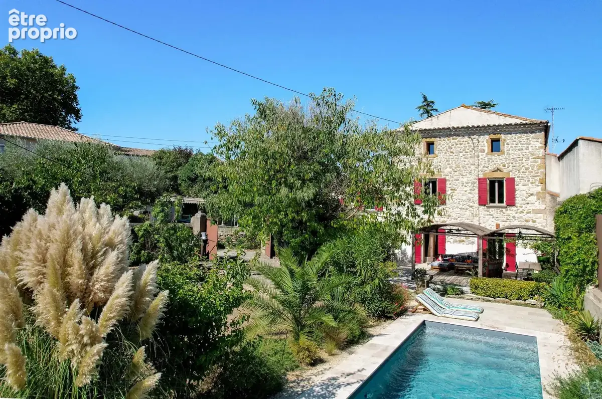 Superbe propriété de village avec jardin et piscine à 17 kms d’Uzès - photo 15