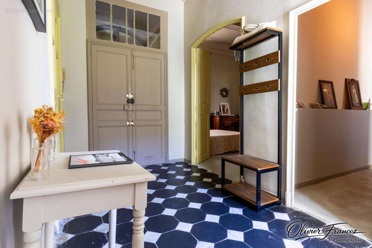 Maison 195 m² à La Ciotat  - photo 7