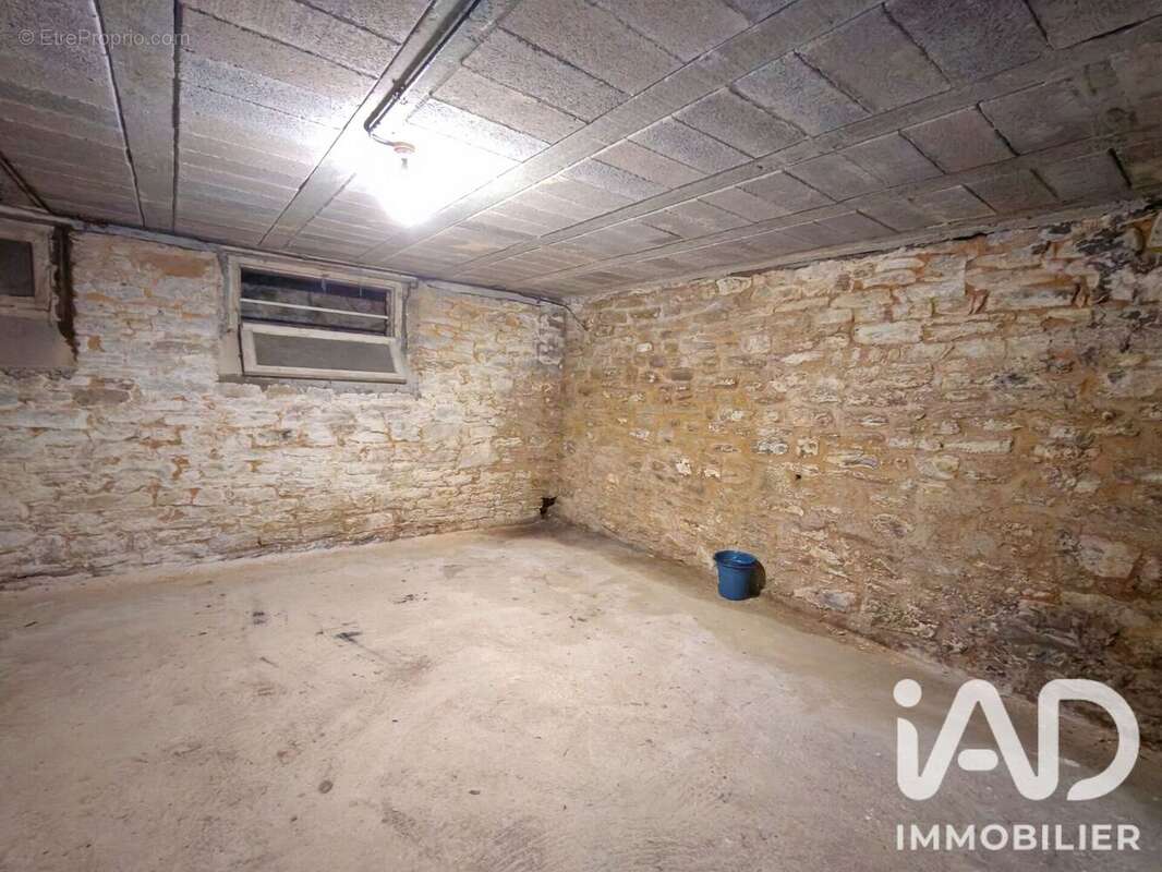 Appartement 163 m² à Lizio  - photo 6