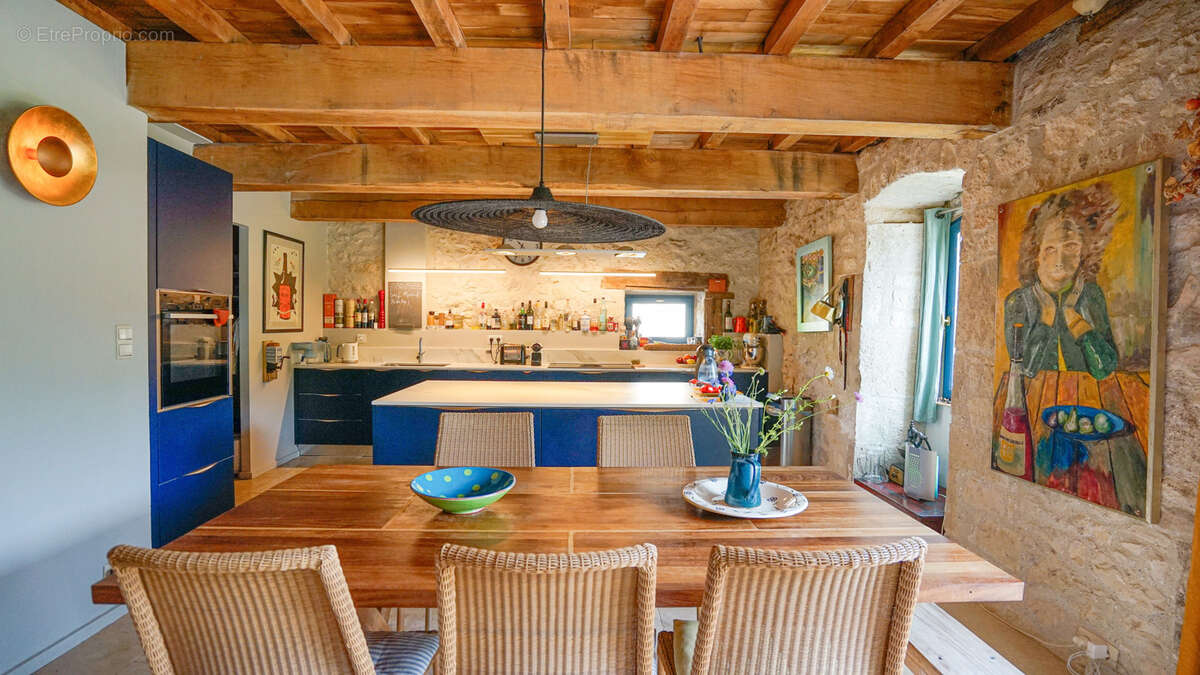 Maison à BAGAT-EN-QUERCY