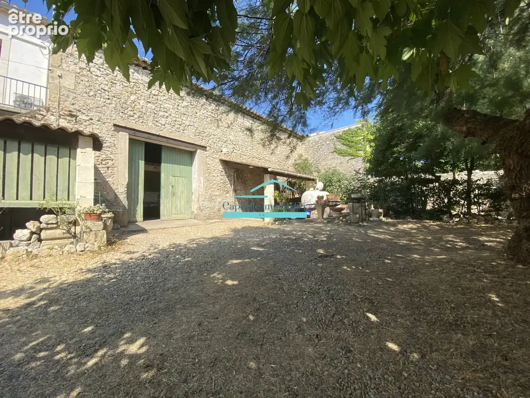 centre du village villa plain-pied 100m2 avec garage grange terrain 1000m2 - photo 9