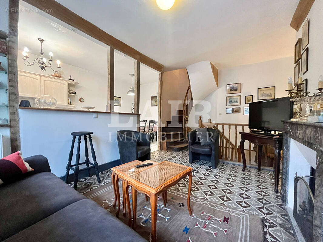 Maison à MORTAGNE-AU-PERCHE