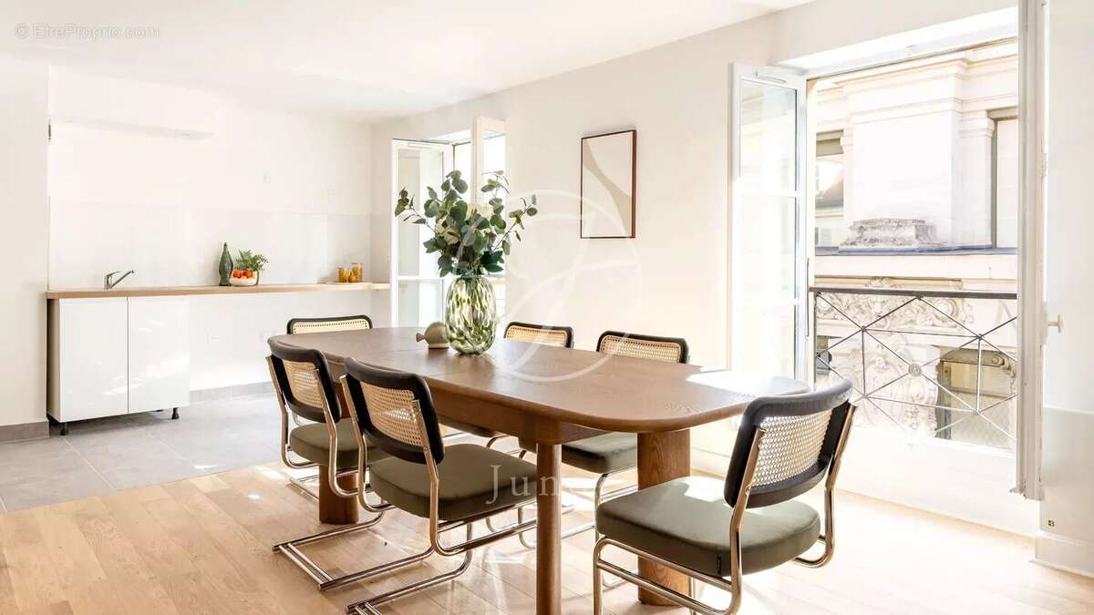 Appartement à PARIS-4E