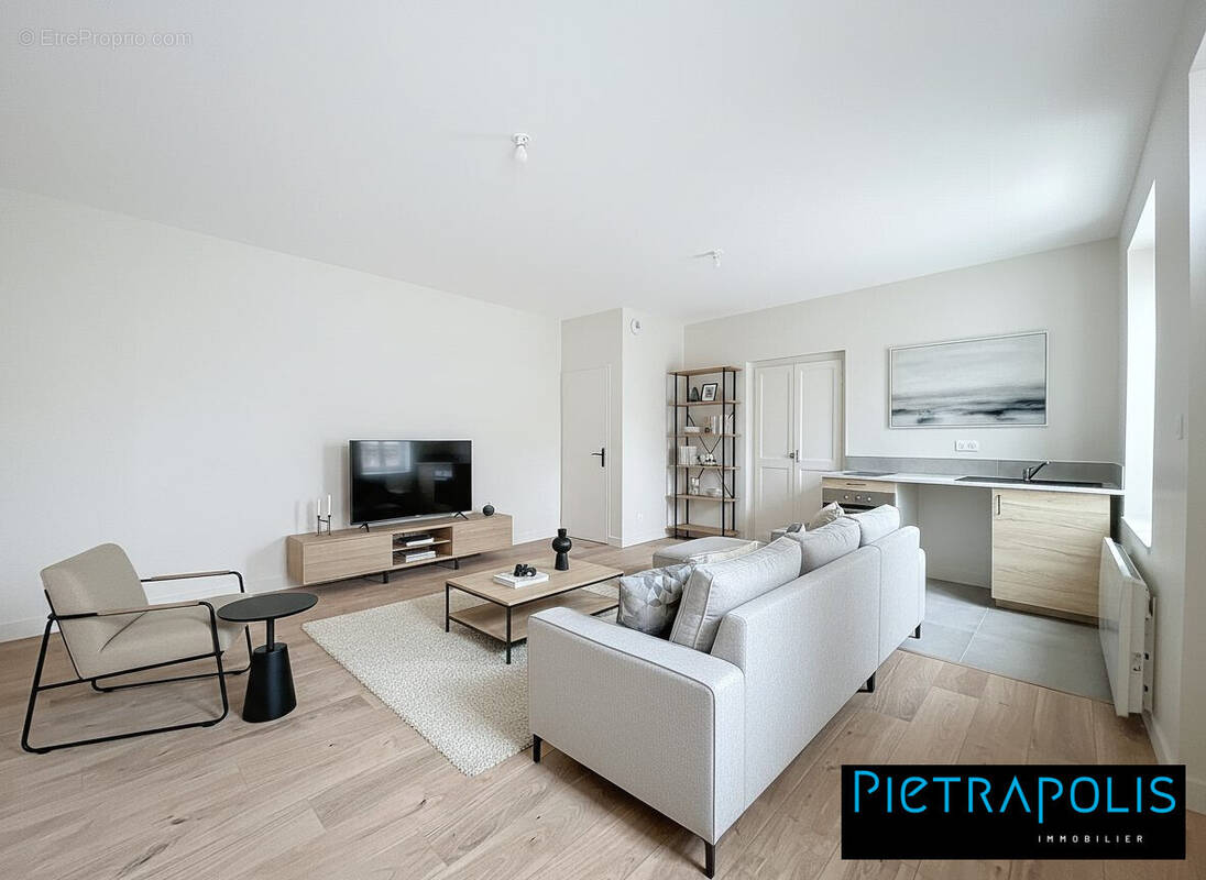 Appartement à SATHONAY-CAMP