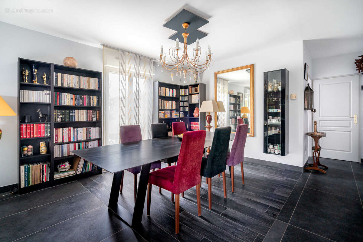 Appartement à TASSIN-LA-DEMI-LUNE