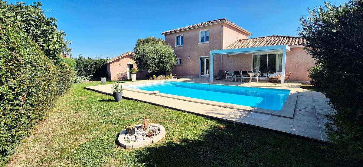 Maison à EAUNES