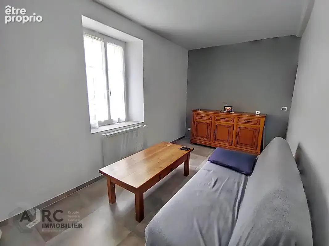 Immeuble Meung Sur Loire 7 pièce(s) 139.5m² - photo 4