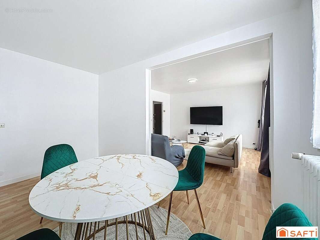 Photo 3 - Appartement à PARON