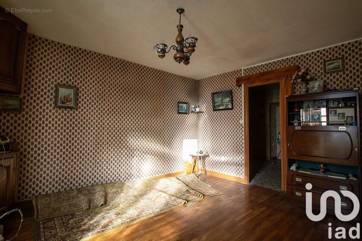 Photo 9 - Maison à VERTOLAYE