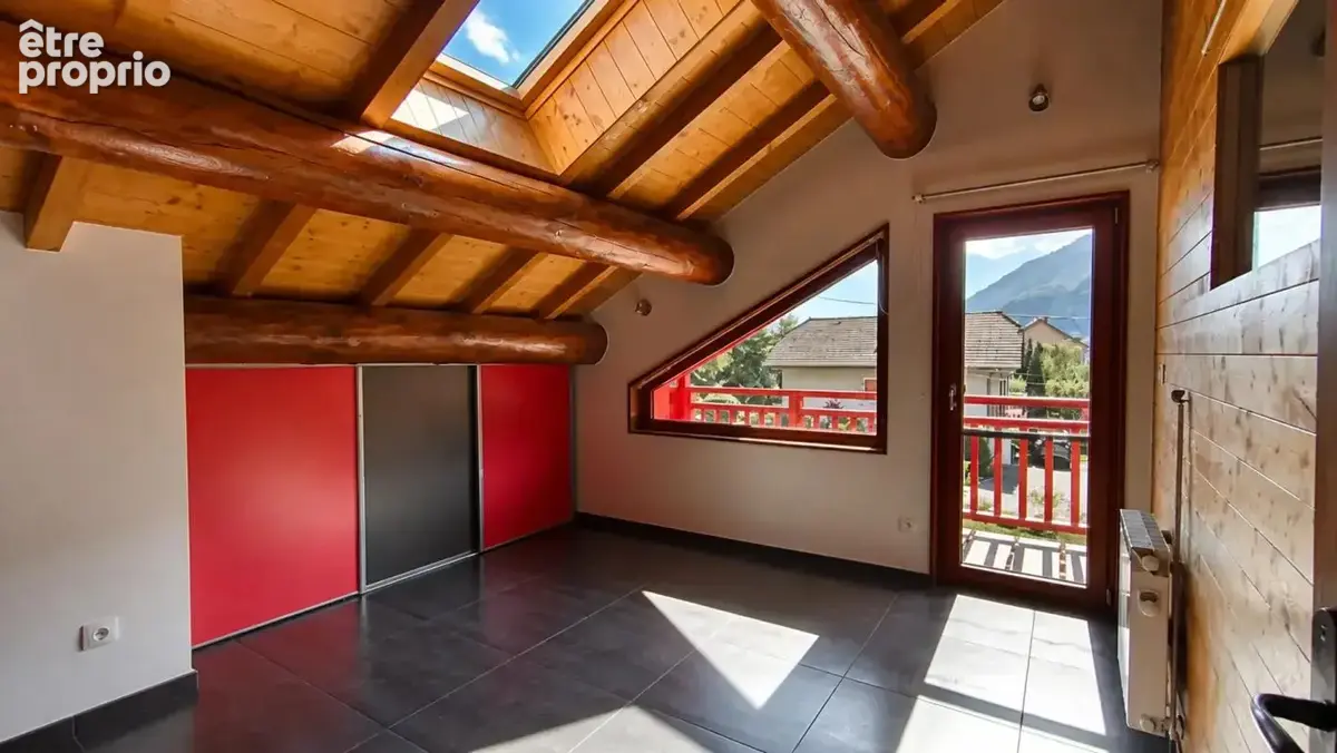 Maison de 4 pièces de 91 m² à Saint-Julien-Mont-Denis - photo 10