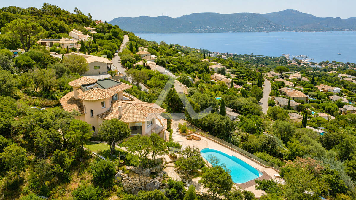 Maison à PORTO-VECCHIO