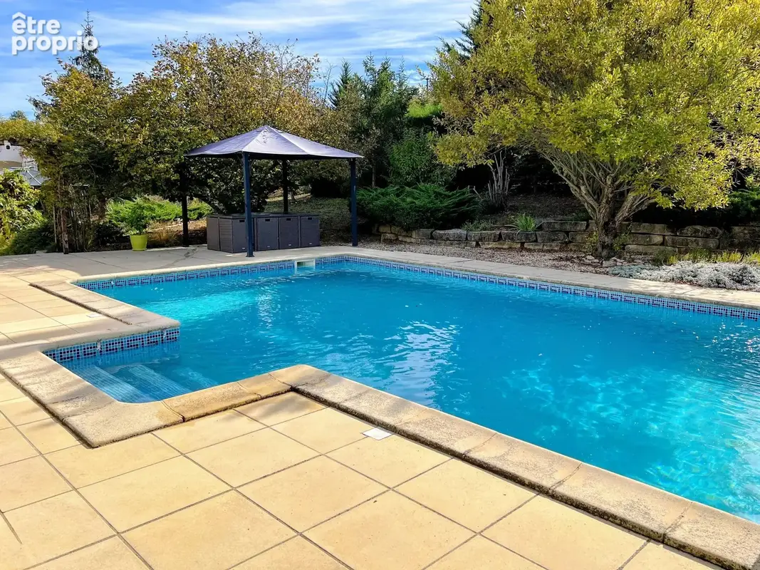 Spacieuse Maison Individuelle avec Dépendance Indépendante, Piscine et Jardins Paysagers - photo 10