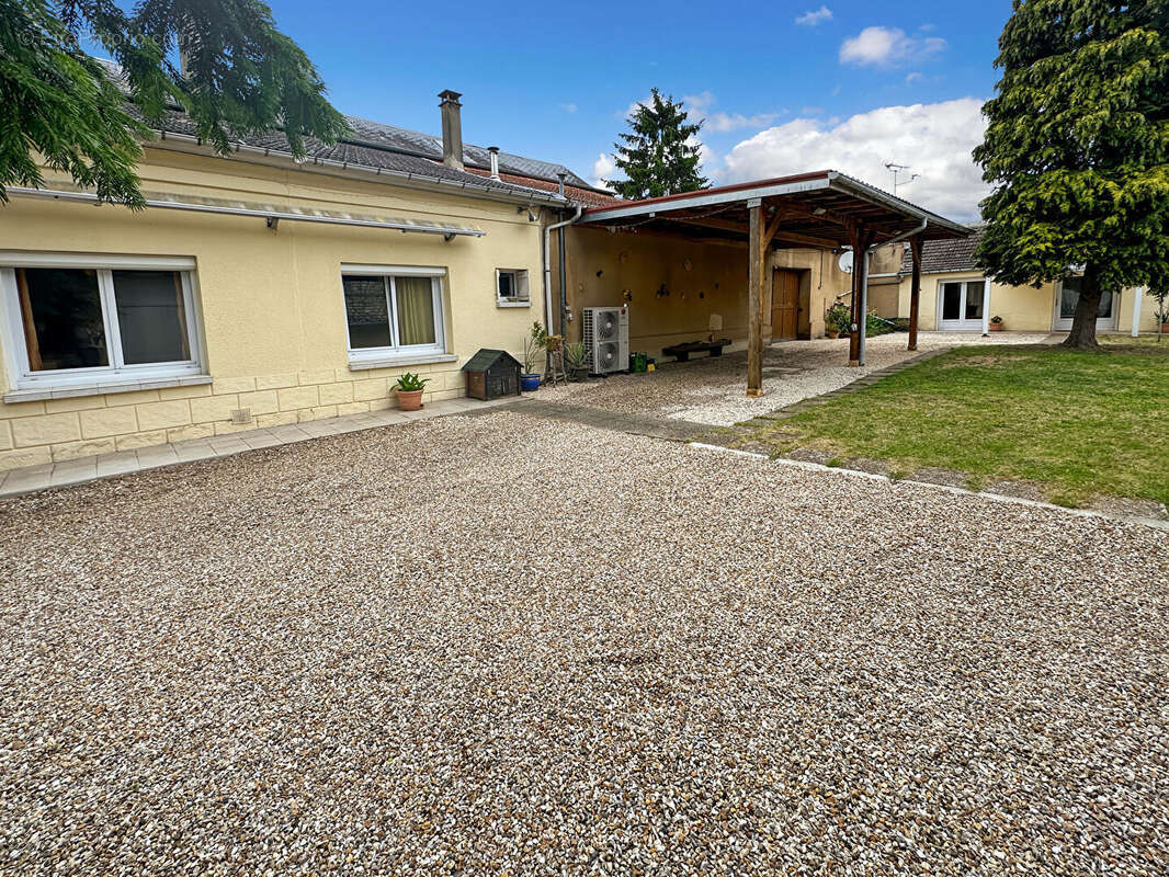 Maison à CAUDEBEC-LES-ELBEUF