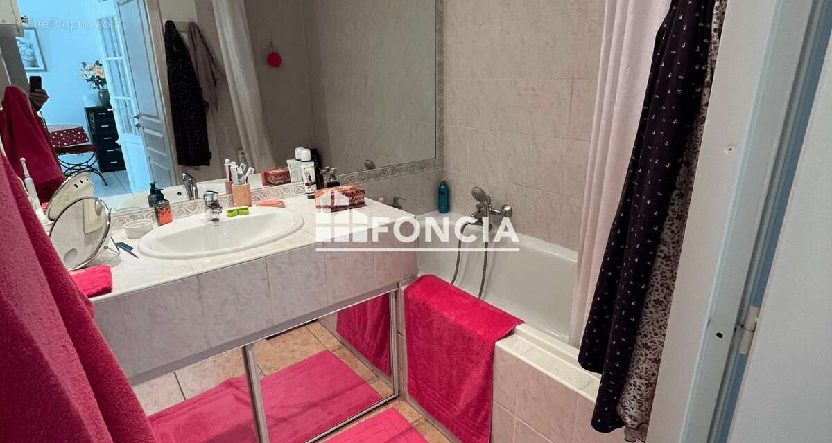 Appartement à MANDELIEU-LA-NAPOULE